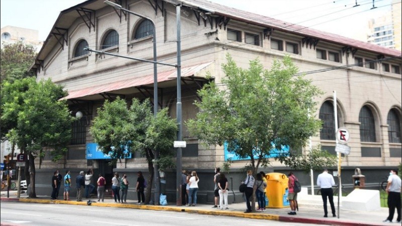 En los últimos días, aumentaron los testeos en los centros de salud de Córdoba. 