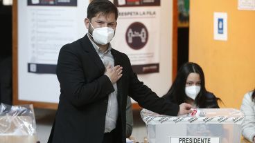Los chilenos eligieron a Boric presidente en segunda vuelta.
