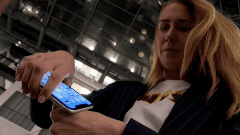 Miles de suecos se implantaron en los últimos años este dispositivo electrónico bajo la piel.