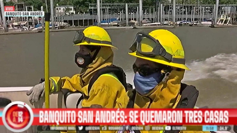 De 12 a 14 cruzó a la isla Sabino Corsi y registró imágenes de los incendios.