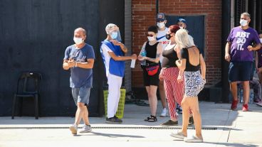 En la ciudad se realizan 2.700 hisopados diarios.