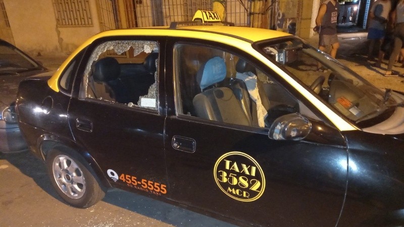 Así quedó el taxi de José.