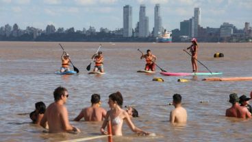 Entrar al agua supone de cierto riesgo, por lo que hay que estar atentos.