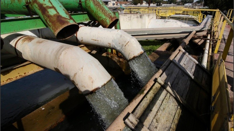 Con respecto a las «bombas chupadoras», la empresa aclaró que no se pueden conectar directo a la red.