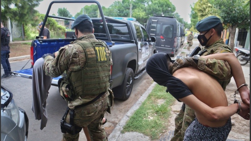 Lucho Cantero y un adolescente detenidos en Caña de Ámbar al 1700.