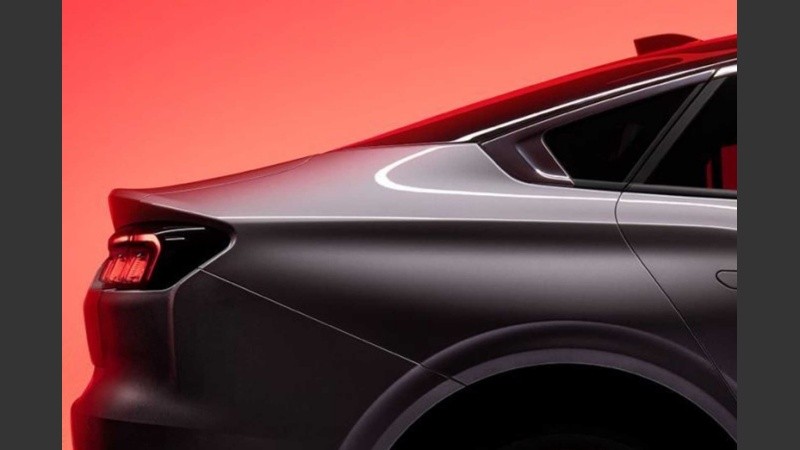 Es 23 mm más ancho y 63 mm más largo que el Mondeo/Fusion anterior