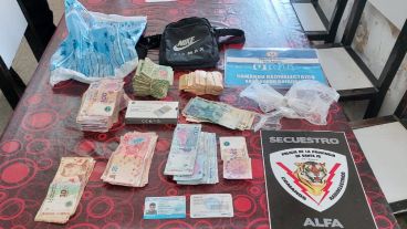 Los efectos secuestrados en el prrocedimiento policial.