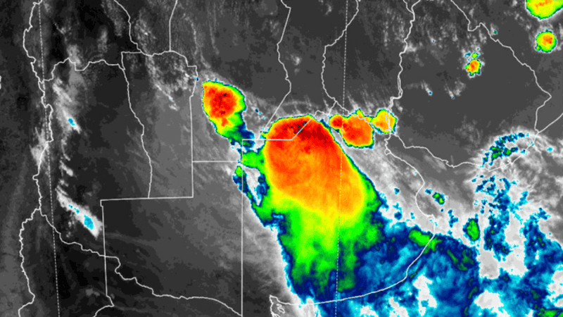 El frente del tormenta al sur de Rosario pasadas las 16.