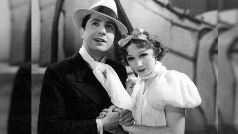 Gardel tendrá su serie, en la que se contará su historia menos conocida.