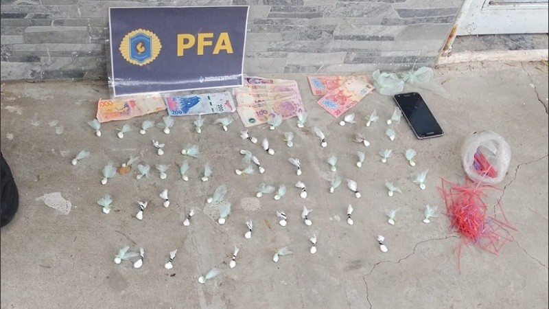 Los envoltorios de cocaína secuestrados.