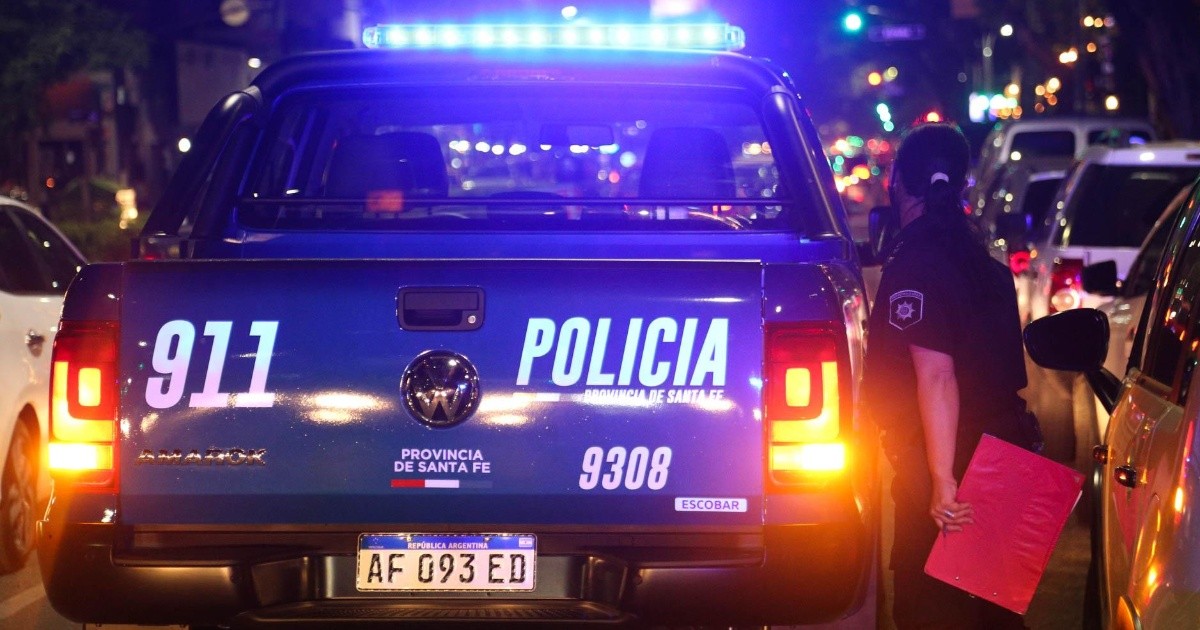 La Policía de Rosario cuenta con 120 vehículos, de los cuales 31 están para  custodias fijas | Rosario3