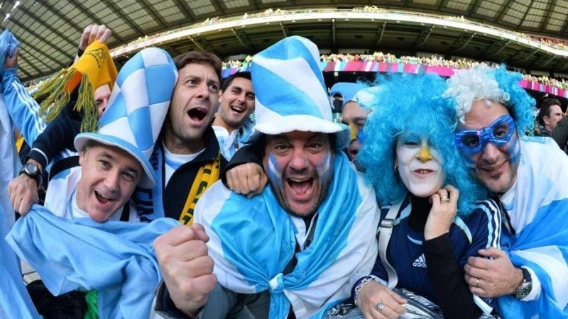 Los hinchas argentinos ya organizan el año pensando en el Mundial.