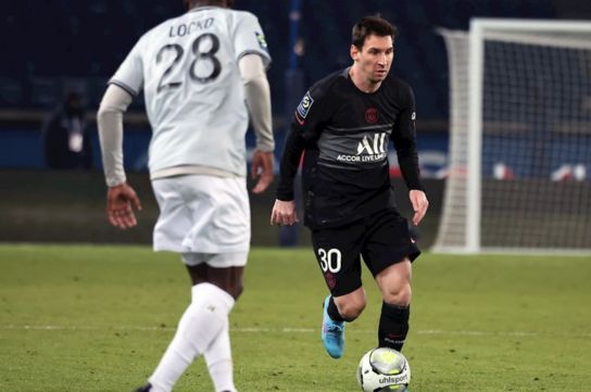 Messi jugó su primer partido del año y el PSG goleó