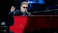 Elton John contrajo covid-19 y presenta "síntomas leves"