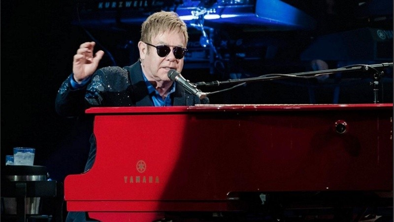 El cantante británico Elton John.