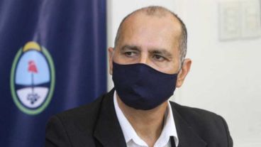 Munives había sido puesto en funciones en 2015.