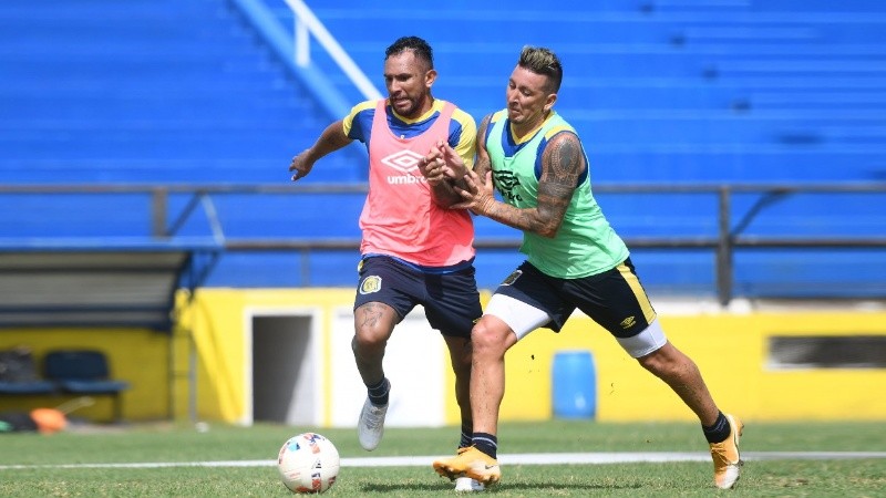 Walter Montoya y Damián Martínez serán protagonistas del amistoso del sábado.