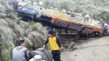 Las autoridades locales no precisaron cuántas personas viajaban en el vehículo