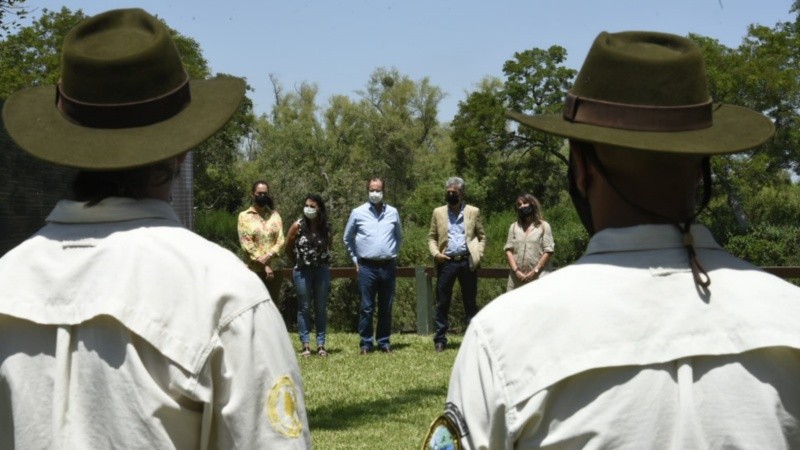 La presentación de los nuevos faros de detección en la zona de islas