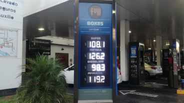 La nueva pizarra de precios de las naftas de YPF en Rosario