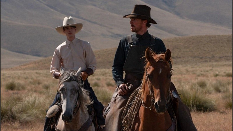 Los actores Kodi Smit-McPhee y Benedict Cumberbatch fueron reconocidos por el Círculo de Críticos de Londres por sus actuaciones en la película 