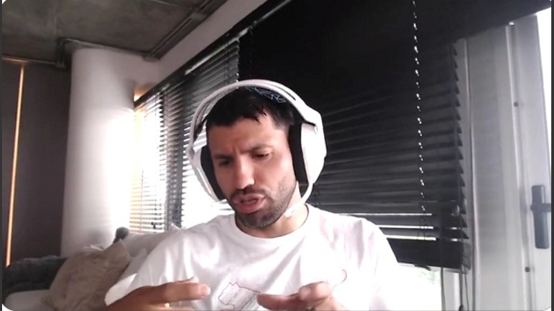 El Kun Agüero fue protagonista de otro gracioso video en Twitch.