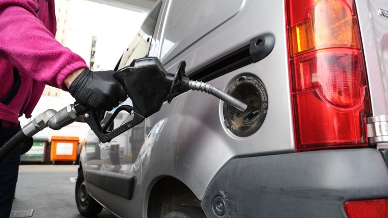 Los precios internacionales de los combustibles crecieron un 10%.
