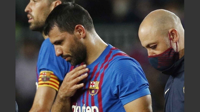 Al futbolista se le implantó un 