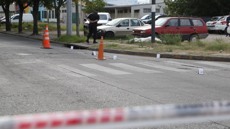 Se contabilizaron al menos 15 balazos en el ataque a la subcomisaría 24. 