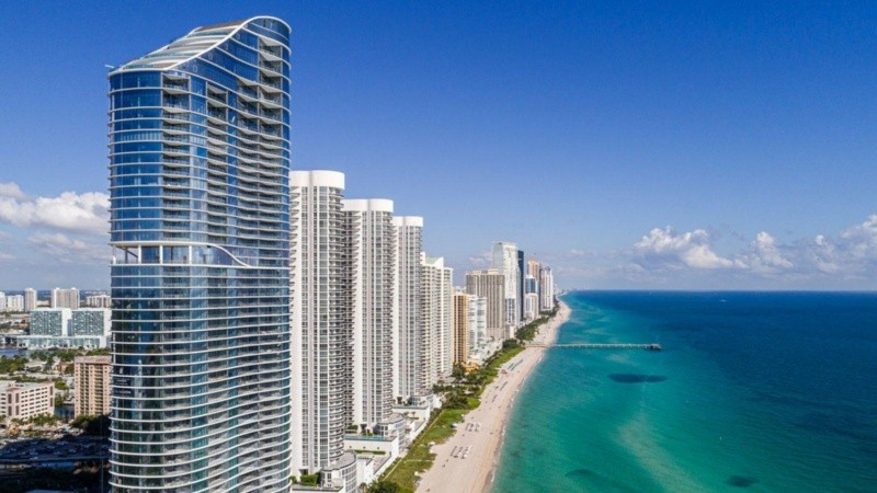 Las playas de Miami, un destino que puede quedar ahora muy lejos para financistas locales con paso por Tribunales.