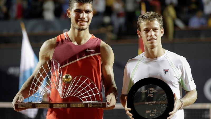 El Peque perdió en dos sets frente al español Alcaraz.