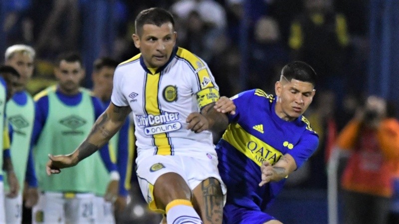 El experimentado volante de Central se retiró muy consternado tras la caída contra Boca.