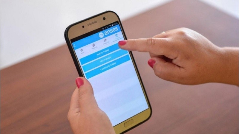 La Atención Virtual está disponible de lunes a viernes, de 00 a 20.