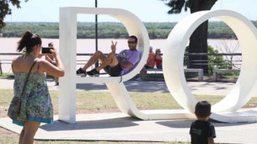 El nuevo cartel en Balcarce y el Río es todo un atractivo.