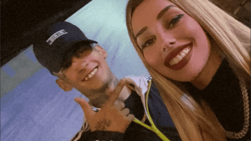 La pareja presentó su primera canción en conjunto.