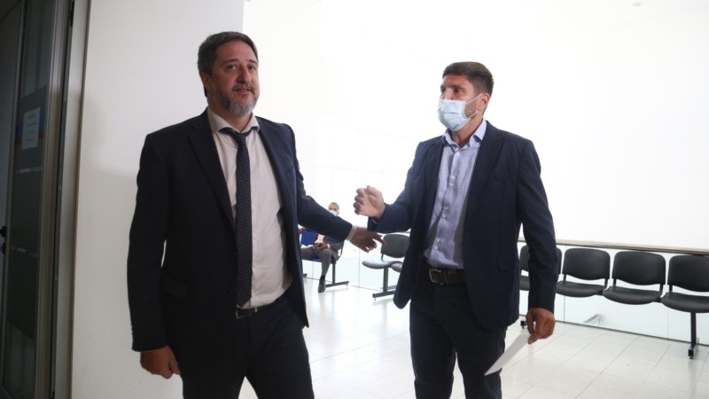Pullaro junto al fiscal Matías Edery