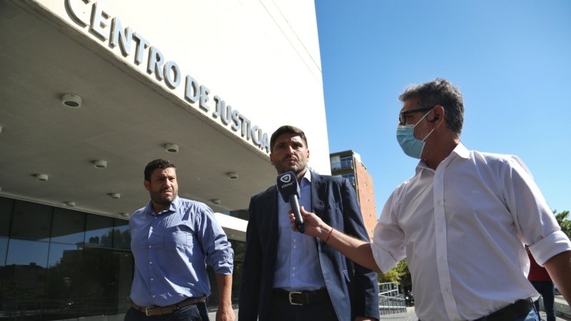 Pullaro llegando al Centro de Justicia Penal para su declaración