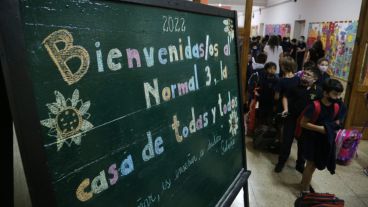 Vuelta a clases este viernes en muchas escuelas de Rosario. (Foto: Alan Monzón/Rosario3)