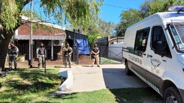 Se hicieron allanamientos en Santa Fe y en Córdoba por la investigación del triple crimen.