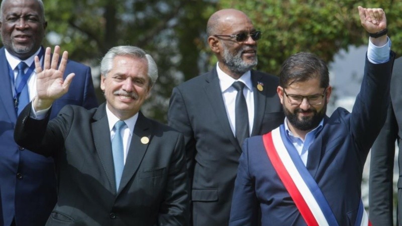 Fernández y Boric, fanáticos de Spinetta.