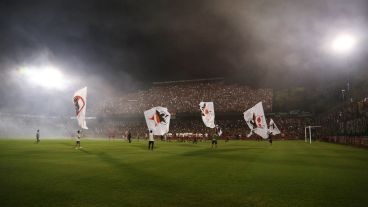En un Coloso repleto, la Lepra vivió su fiesta previa al clásico rosarino del domingo.