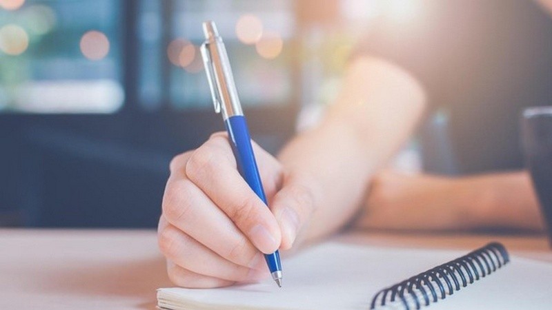 Las becas de la UNR promueven la inserción de estudiantes con falta de recursos económicos. 