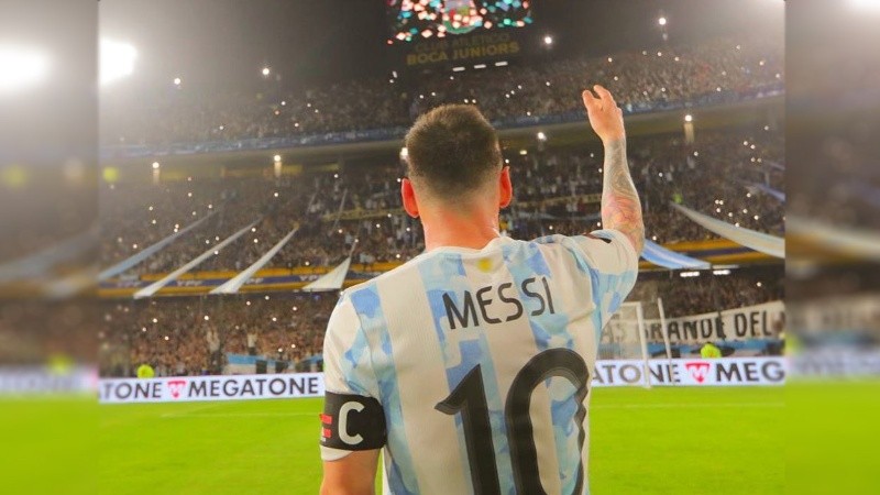 Lionel Messi recibió una calurosa despedida de la Bombonera. 