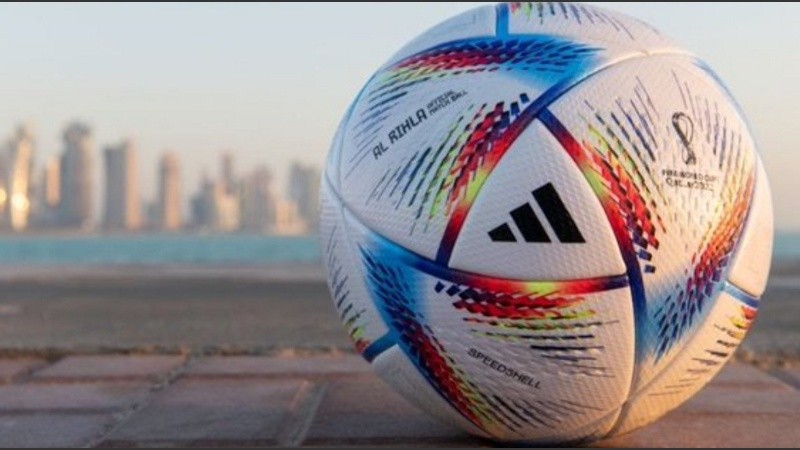 Al Rihla, la pelota oficial de Qatar 2022.