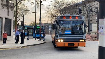 Los alumnos de la UNR no estarán obligados a salir del predio a tomar el colectivo.