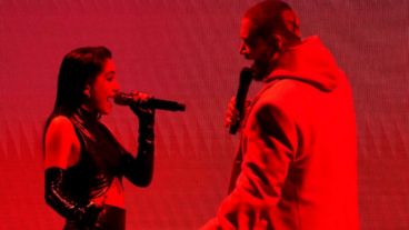 La presentación de María Becerra y J Balvin.