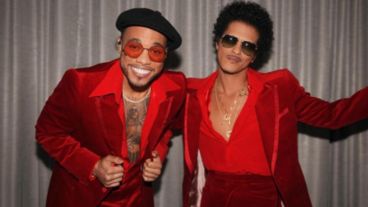 Bruno Mars y Anderson Paak integran Silk Sonic.