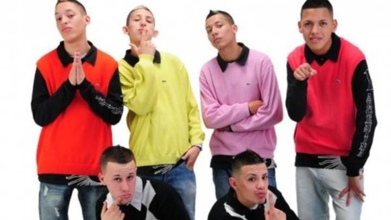 “No me parece bien que quieran pagarnos para que dejemos de usar su ropa. Se cansaron de vender remeritas gracias a nosotros”, comentó Muñoz en 2012