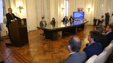 La presentación del proyecto anti lavado, realizada por Javkin la semana pasada