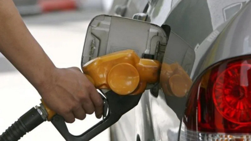 El mercado argentino requiere actualmente la importación de un 30% del gasoil que consume, y la demanda es mayor frente a la época de la cosecha.